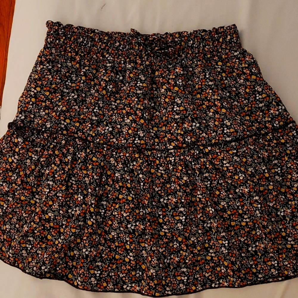 CUTE SUMMER SKIRT